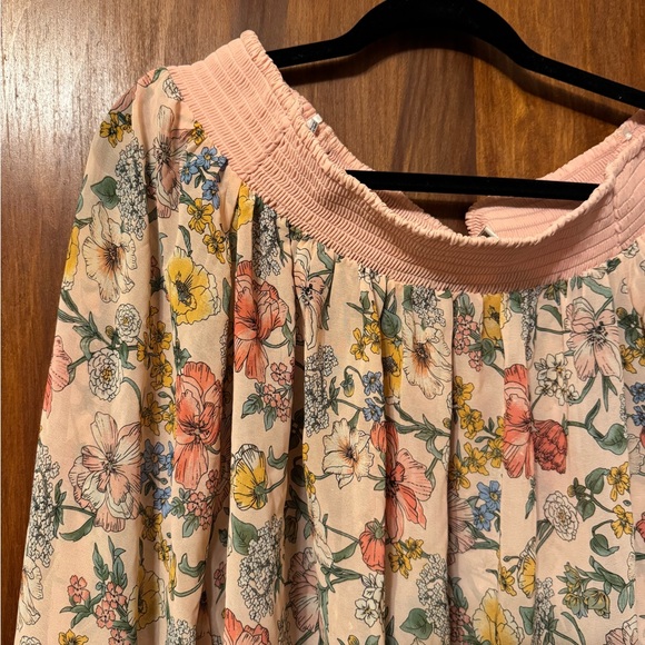 Forever 21 Tops - Forever 21 Women’s Floral Off the Shoulder Cottagecore Fairycore Top - Size XL